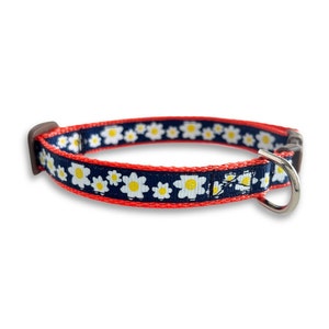 Navy Blue Daisy Collar, Breakaway Cat Collar, Mini Teacup Dog Collar, Spring Lightweight Tiny Pet Collar, Cute Cat Collar, Cute Dog Collar
