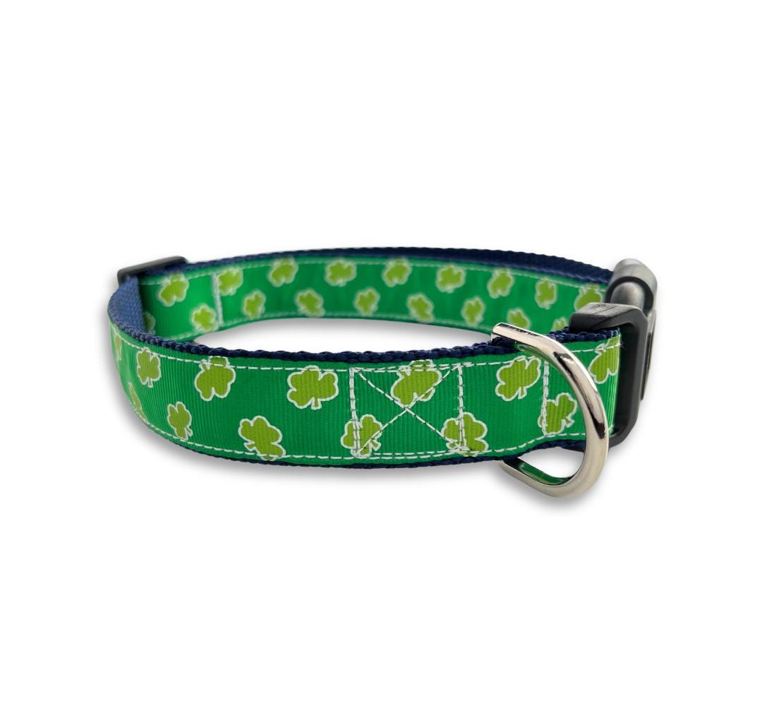 St. Patrick's Day Hundehalsband – Grünes Kleeblatt Design | Verstellbar, Baumwolle, Größe M | Für Kleine Bis Große Hunde