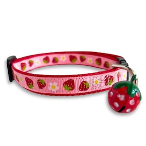 Strawberry Collar, Breakaway Cat Collar, Mini Teacup Dog Collar, Strawberry Bell, Lightweight Tiny Pet Collar, Cute Cat Collar