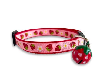 Strawberry Collar, Breakaway Cat Collar, Mini Teacup Dog Collar, Strawberry Bell, Lightweight Tiny Pet Collar, Cute Cat Collar