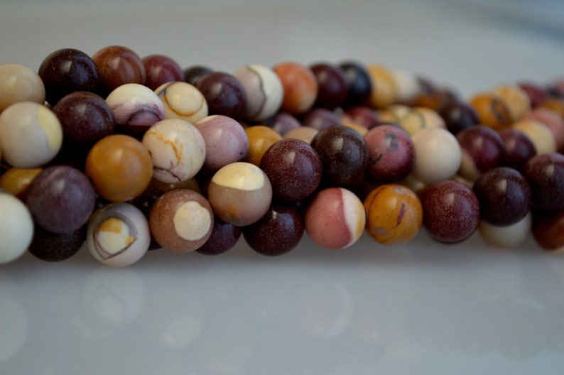 Natural Mookaite Gemstone Beads Round Shape Size 10mm 16 Approx 41pc #B35