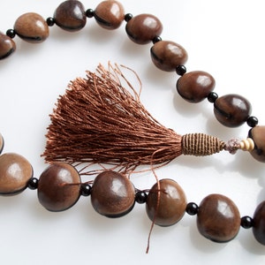 Natural Color and Shape But Seeds Size Approx. 25x18mm 19&quot; #W04