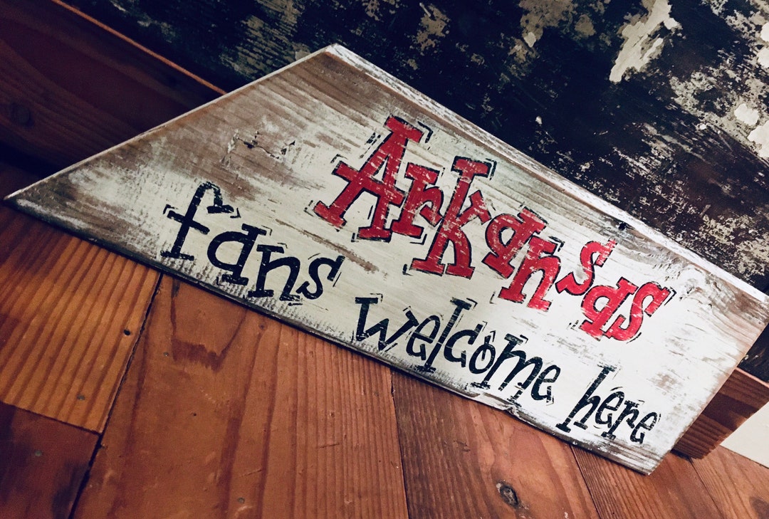Arkansas Razorbacks Welcome Sign, Distressed Wood Football Decor - Etsy