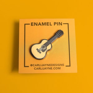 Épingle en émail pour guitare acoustique Cadeau pour musicien Épingle mignonne Cadeaux guitare Cadeau musique Art musical mignon Cadeau pour professeur de musique Art de la guitare image 2