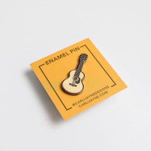 Acoustic Guitar Enamel Pin Gift For Musician Cute Pin Guitar Gifts Music Gift Cute Music Art Music Teacher Gift Guitar Art imagem 4