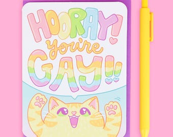 Tarjeta "¡Hurra por ser gay, gatito!": Celebración del Orgullo LGBTQ