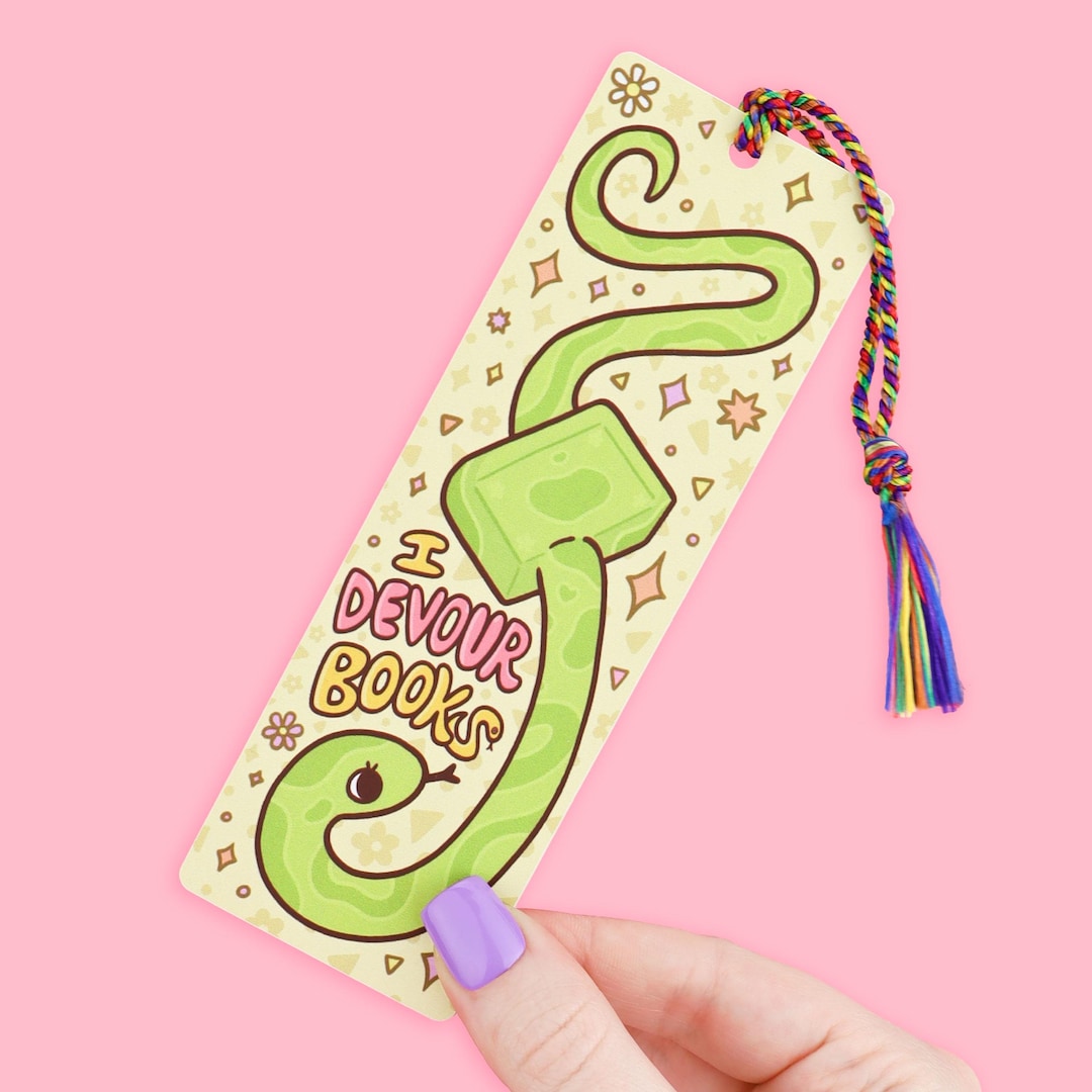 I Devour Books, Bookish, Fast Reader, Snake, Funny, Reptile, Book Lover ...