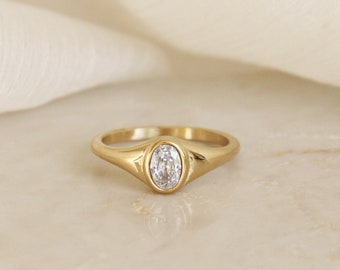 Oval CZ Signet Ring - CZ Oval Diamond Ring, Waterproof Tarnish Resistant Gold Ring, Layering Ring, Signet Oval Ring, Stacking Statement Ring