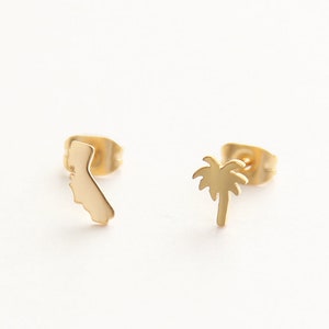 California and Palm Tree Earrings - California State Earrings - Minimalist Earrings - California Studs - CA Studs • Palm Tree Stud Earrings