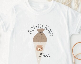 Schulkind Shirt mit Namen, personalisiertes Schulkind KinderShirt, 1 Schultag Outfit mit Namen, Outfit Einschulung