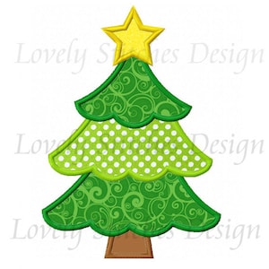 Puede incluir: Ilustración de un árbol de Navidad estilizado con una estrella amarilla. El árbol presenta capas verdes con lunares blancos y patrones arremolinados. La base es marrón.