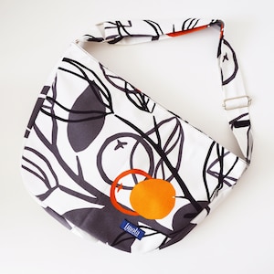 Bolsa de bicicleta crossbody blanca gris bolsa de mensajero de bicicleta con baya naranja 1.1 COLECCIÓN BÁSICA imagen 1