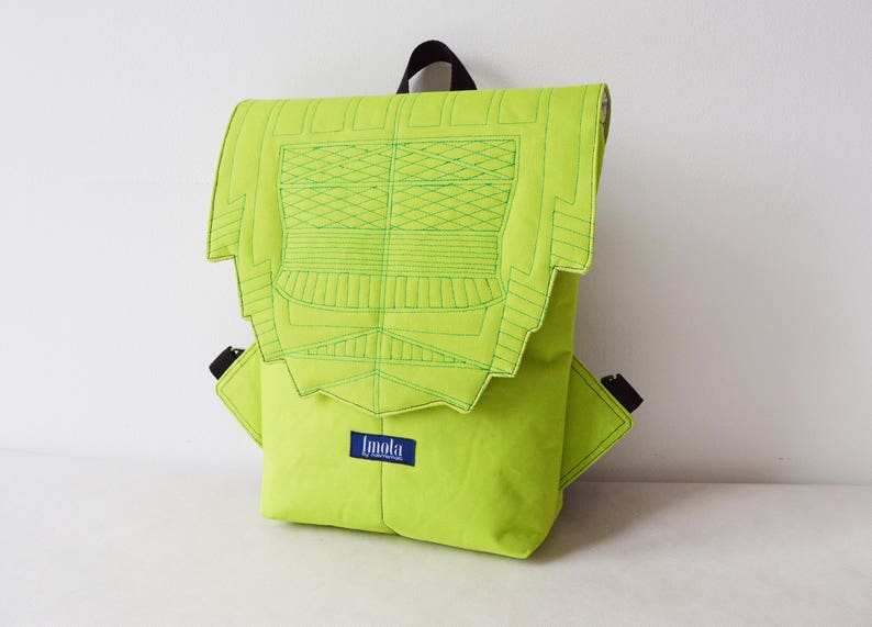 Rucksack neongrün Hipster Rucksack Rucksack Fahrradtasche wasserdicht kleiner Mini Rucksack Zürichtoren geometrisch schlicht minimalistisch neon Bild 1