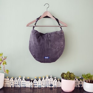Duża torba typu hobo z denimu, ciemnoszara torba typu hobo z czarnym paskiem ze skóry naturalnej, damska torba na ramię, torebka na co dzień
