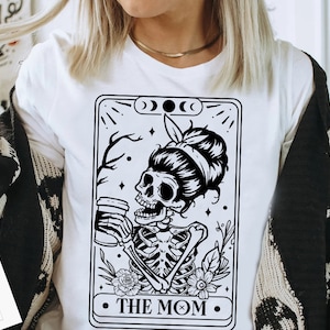 De moeder Tarot kaart SVG, moeder tarot SVG, schedel koffie SVG, moeder tarot kaart SVG, koffie schedel SVG, koffie SVG, koffie liefhebber SVG