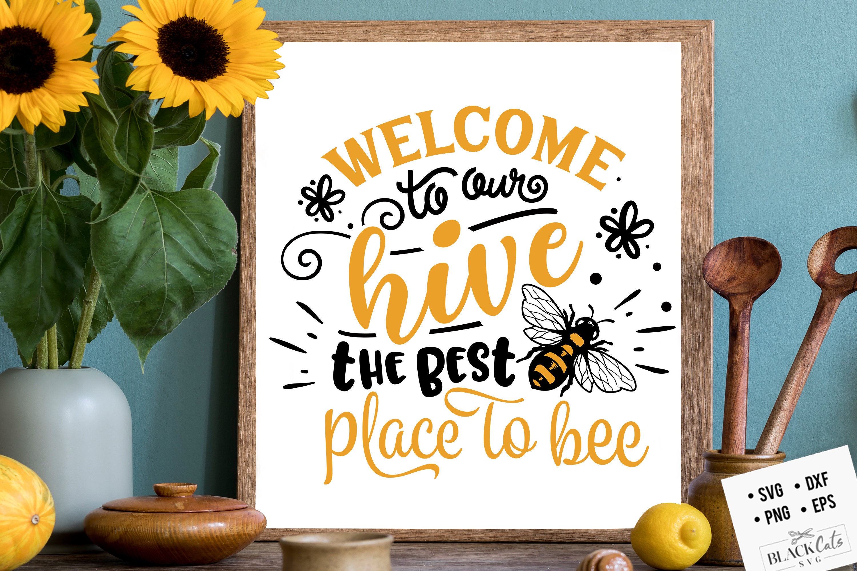 Pinkunn Welcome to Our Hive Bee Wall Plaque Honey Bee Hanging Welcome Signs  Wooden Honeycomb Decor Farmhouse Bee Hive Decor for Home Wall Front Door