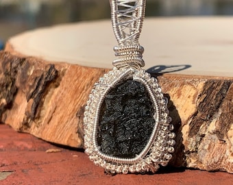 5.86g モルダバイト ワイヤーラップペンダント | 天然モルダバイト原石