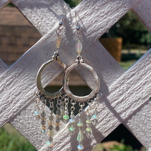 Opal & Labradorit Ohrringe, äthiopische Opal Ohrhänger, Opal Kronleuchter Ohrringe, Edelstein Kronleuchter Ohrringe, Silber Opal Ohrringe