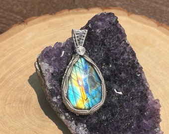 Labradorite wire wrap pendant, wire wrapped labradorite,  labradorite pendant, labradorite necklace, heady labradorite wire wrap jewelry