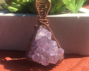 VENTA Colgante de amatista envuelto en alambre, envoltura de alambre de amatista cruda, amatista envuelta en alambre, joyería de amatista cruda, colgante de amatista, collar de amatista