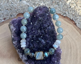 Aquamarine & rainbow moonstone bracelet, aquamarine bracelet, mixed gemstones bracelet, multicolored bracelet, boho bead bracelet, for her