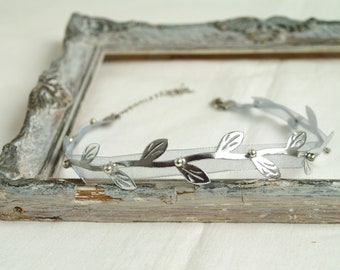 Silver Leaf Choker Necklace: Floral Organza Ribbon Neck Piece