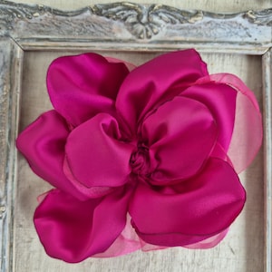 Magenta pink flower brooch, Deep pink silk flower clip, Corsage flower, Fuchsia, Berry hot pink flower pin, millinery fabric flower, prom