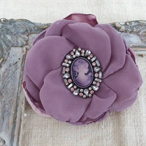 Purple Mauve Flower Brooch, Cameo Brooch, Chiffon Flower Corsage Pin, Lavender Dusty Color, Purple Corsage Flower, Friendship Gift for woman image 2