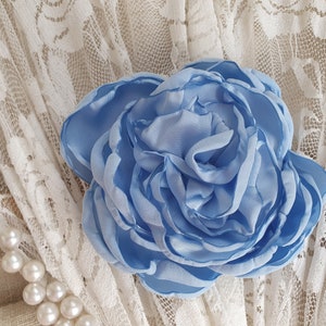 Blue flower brooch, light blue flower hair clip, Small flower brooches, blue corsage flower, Flower pin in silk, baby blue