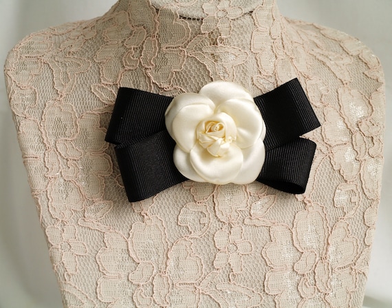 SATIN ROSE BROOCH SMALL BLACK SATIN ROSE BROOCH SMALL BLACK