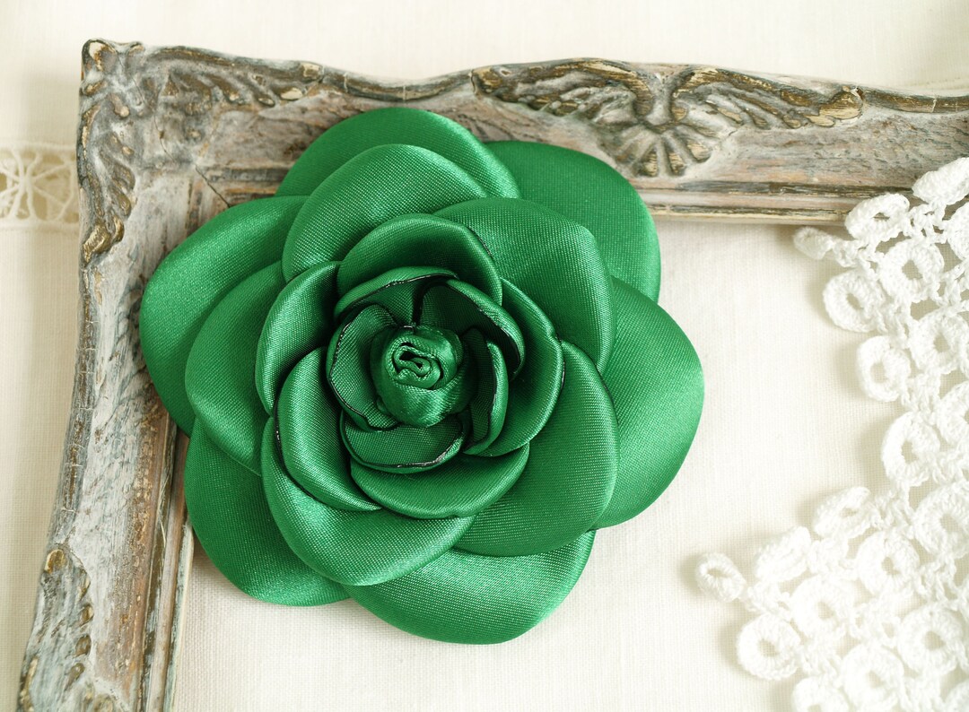 Vibrant Green Silk Flower Brooch, Fabric Camellia Broach, Emerald Green Corsage Flower Pin
