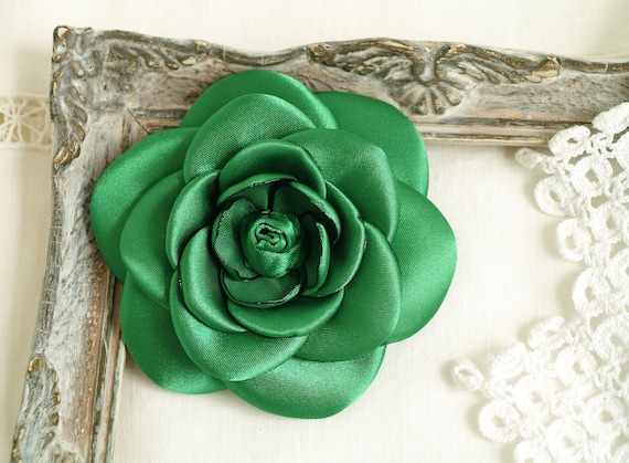 Handmade Fabric Camellia Flower Brooch for Women Elegant Lapel Pin Corsage  Korean Fashion Clothing Jewelry Accessories - AliExpress