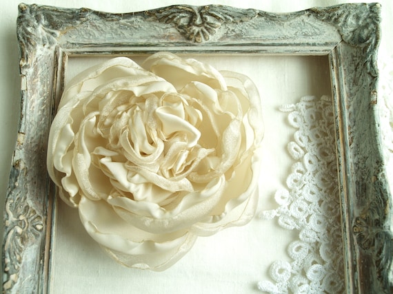 large flower pin