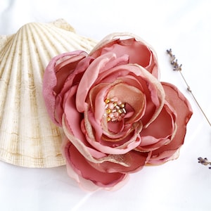 Rose Gold Flower Brooch, Mauve Dusty Pink, Flower Headpiece, Pink blush Hair clip, Large Corsage Broach Pin, Bridal floral fascinate, gift