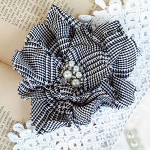 Tweed flower brooch, Plaid corsage flower pin, Black white tweed wrinkled fabric flower, Women accessories, vintage look, distressed, gift