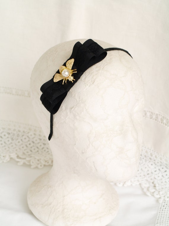 Black Grosgrain Ribbon Bow Headband With Bee: Classic Office  display picture 2