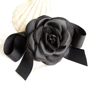 Black flower broach, Camellia flower bow brooch,  Camellia corsage pin, Black flower, Bow brooch, Camellias brooches with bow, Silk flower