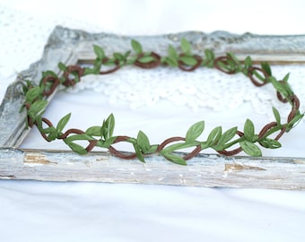 Greenery crown, Halo crown, circlet, Leaf headband for adults, Bridal crown, photo props, Flower girl halo, greenery halo, green leaves