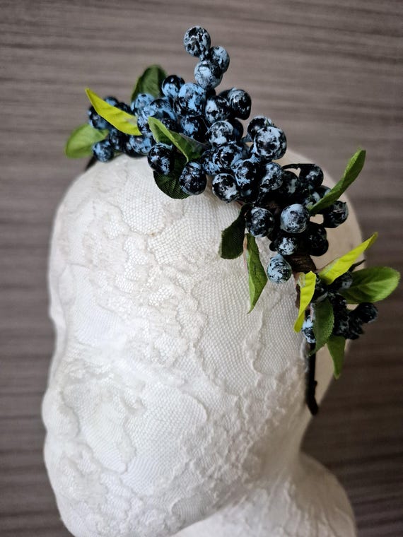 Blueberry Headband, Cottagecore Forest Wedding Hair Piece  display picture 1
