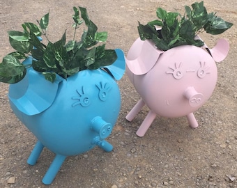 Propane tank pig Planter metal art pig planter made form recycled propane tank