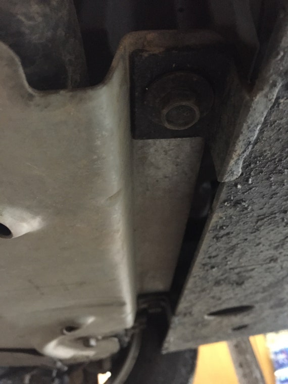 Car & Truck Parts Lower Foil Pan NEW OEM 20112014 Ford F150 3.5L Ecoboost Rear Foam Skid Plate