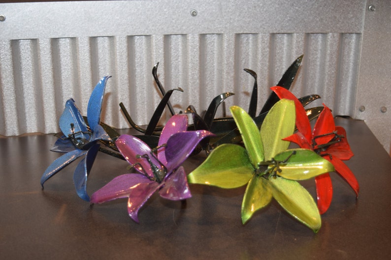 Metal lily with stem leaves and a flawless powdercoat finish Etsy