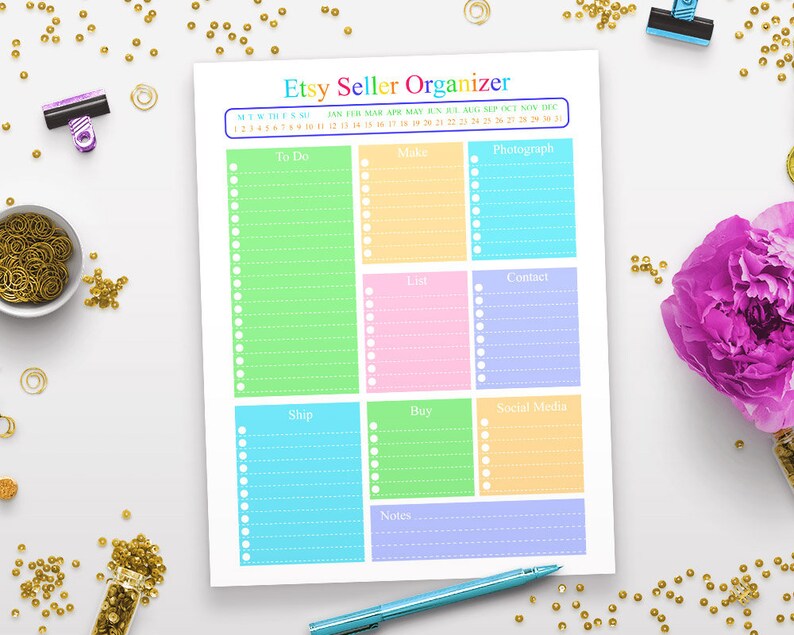 K&ouml;nnte beinhalten: Ein druckbarer Etsy-Verk&auml;ufer-Organizer mit einem farbenfrohen Kalender und Abschnitten f&uuml;r To-Dos, Herstellung, Fotografie, Liste, Kontakt, Versand, Kauf, Social Media und Notizen.