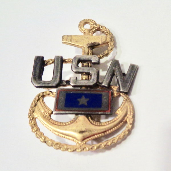 1940s USN World War II Sterling Navy Vintage Pin With Gold-Tone Anchor