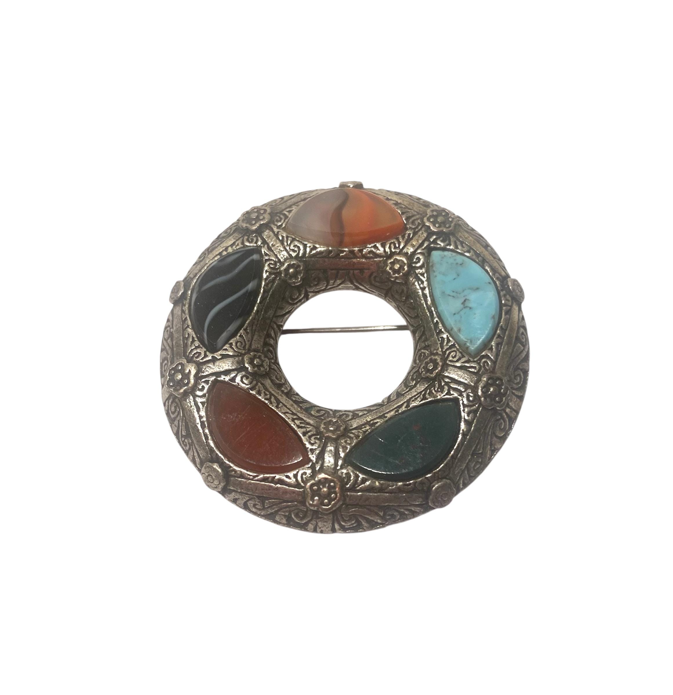 Miracle brooch - Etsy 日本