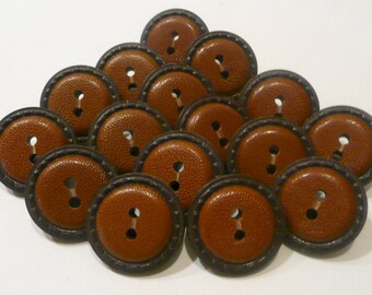 16 Vintage Brown And Toffee Toned Plastic Buttons