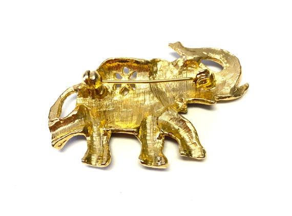 1980s elephant-shaped brooch with black varnish and rhinestones