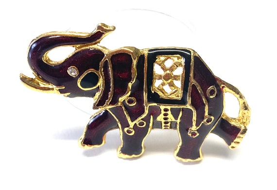 1980s elephant-shaped brooch with black varnish and rhinestones main image 1
