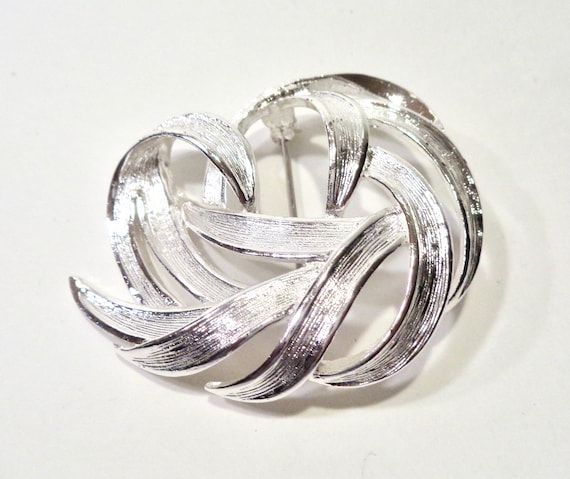 Mid Century Monet Silver-Tone Brooch - image 2