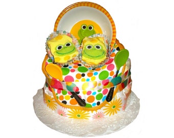 Froggie Twins Diaper Cake - Spring or Summer baby gift - 12 diapers